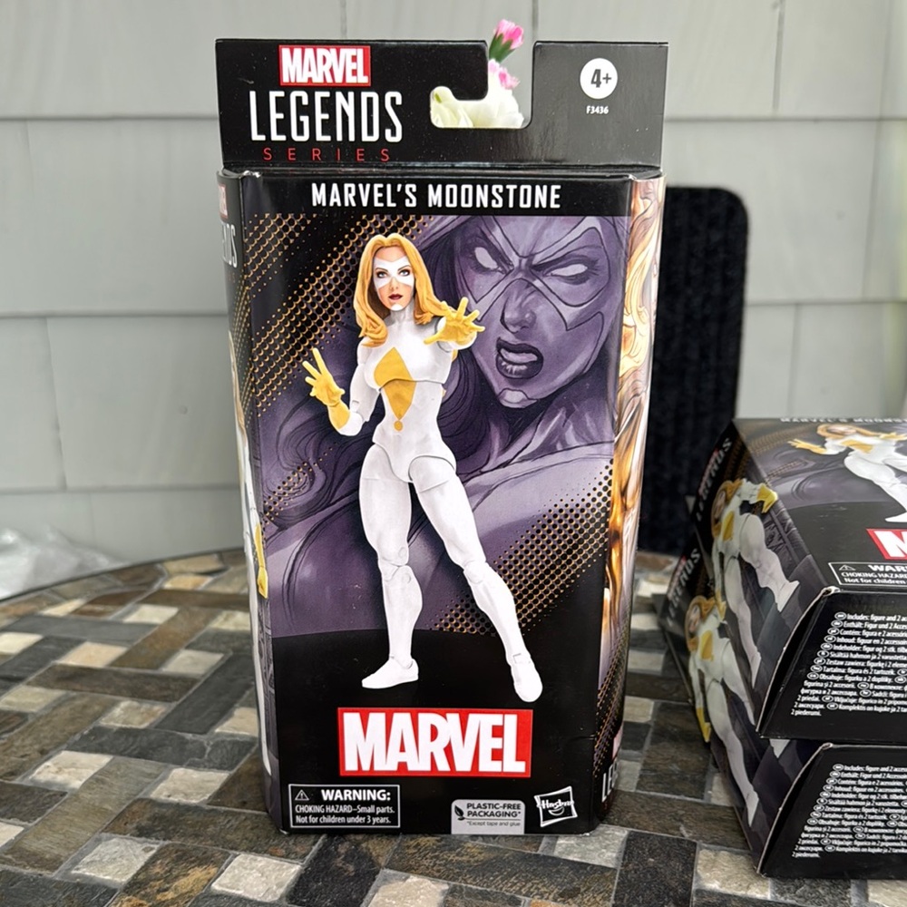 Marvel Comics Marvel Legends
Moonstone Exclusive Action
Figure